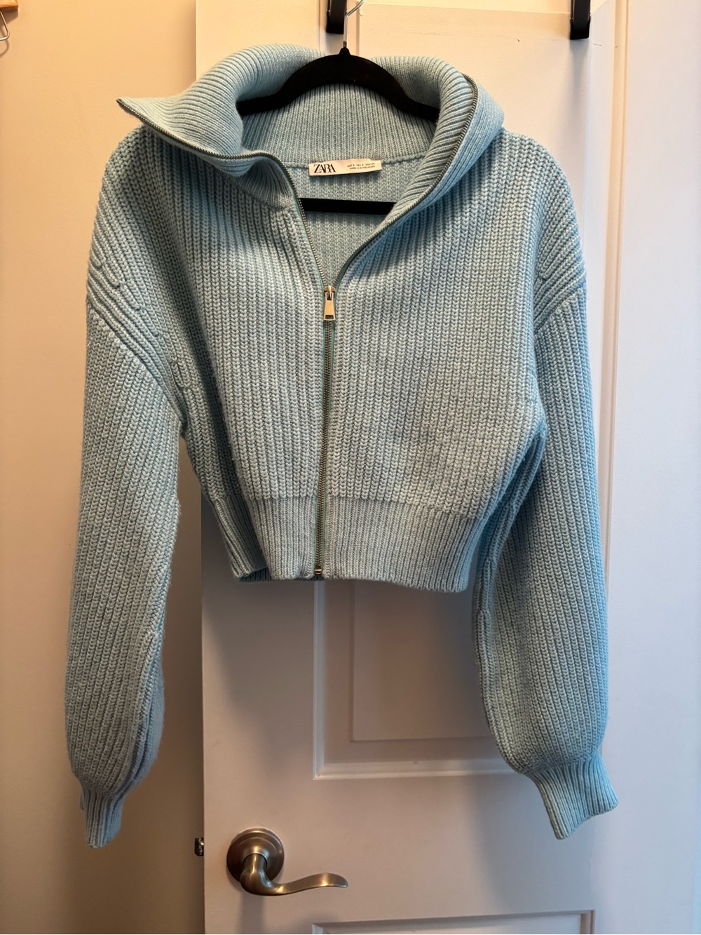 Zara Pastel Blue Ribbed Zip-Up Cropped Cardigan